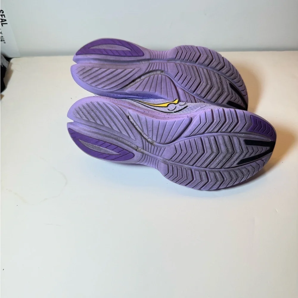 Saucony Lavender Athletic Sneakers Size 8.5